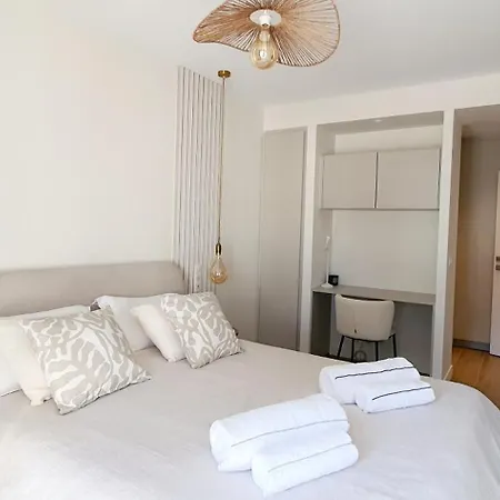 Vue A Classee 4 Etoiles-piscine Chauffee Villa Antibes