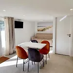 Villa Vue A Classee 4 Etoiles-piscine Chauffee