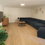 Villa Vue A Classee 4 Etoiles-piscine Chauffee Antibes
