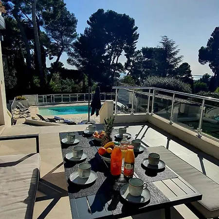 Vue A Classee 4 Etoiles-piscine Chauffee Vila *