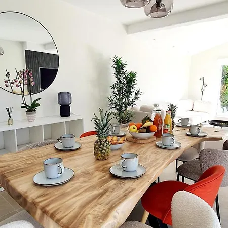 빌라 Vue A Classee 4 Etoiles-piscine Chauffee