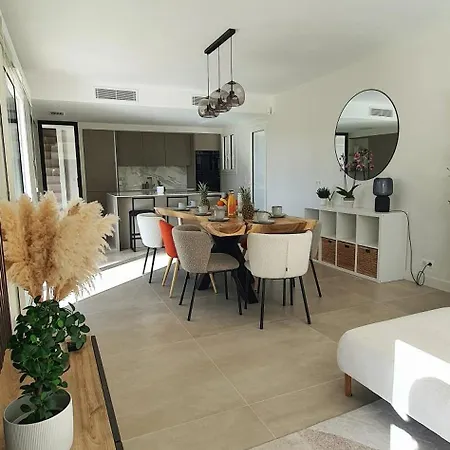 Vue A Classee 4 Etoiles-piscine Chauffee 빌라