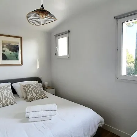 Vue A Classee 4 Etoiles-piscine Chauffee 빌라 *