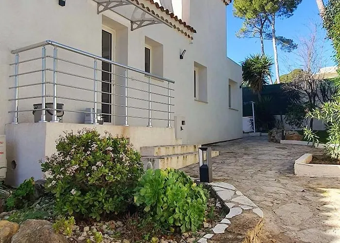 Vue A Classee 4 Etoiles-piscine Chauffee *