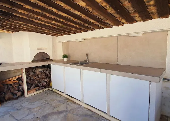 Vue A Classee 4 Etoiles-piscine Chauffee Antibes