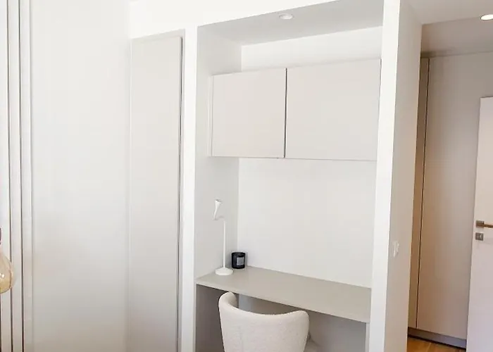 Vue A Classee 4 Etoiles-piscine Chauffee