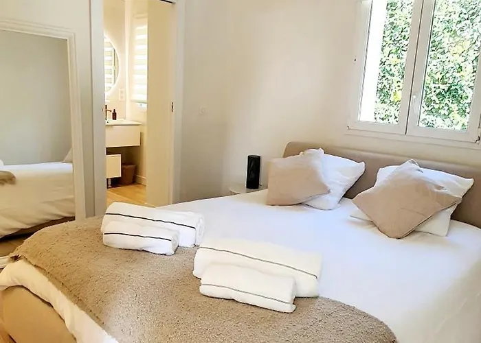 Vue A Classee 4 Etoiles-piscine Chauffee *