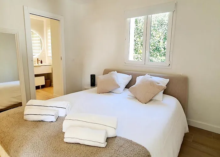 Villa Vue A Classee 4 Etoiles-piscine Chauffee Antibes