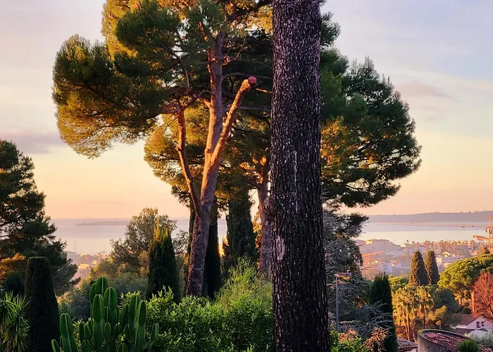 Villa Vue A Classee 4 Etoiles-piscine Chauffee