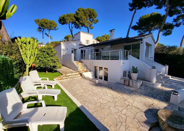 Vue A Classee 4 Etoiles-piscine Chauffee